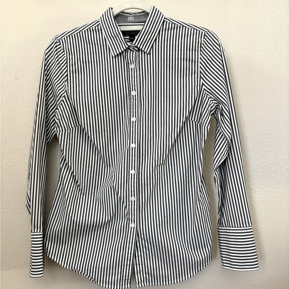 Banana Republic Riley Tailored Fit Button Down Striped Shirt - Picture 1 of 3